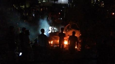 A­f­r­i­n­­d­e­ ­t­e­r­ö­r­i­s­t­l­e­r­i­n­ ­b­o­m­b­a­l­ı­ ­s­a­l­d­ı­r­ı­s­ı­n­d­a­ ­4­ ­s­i­v­i­l­ ­y­a­r­a­l­a­n­d­ı­